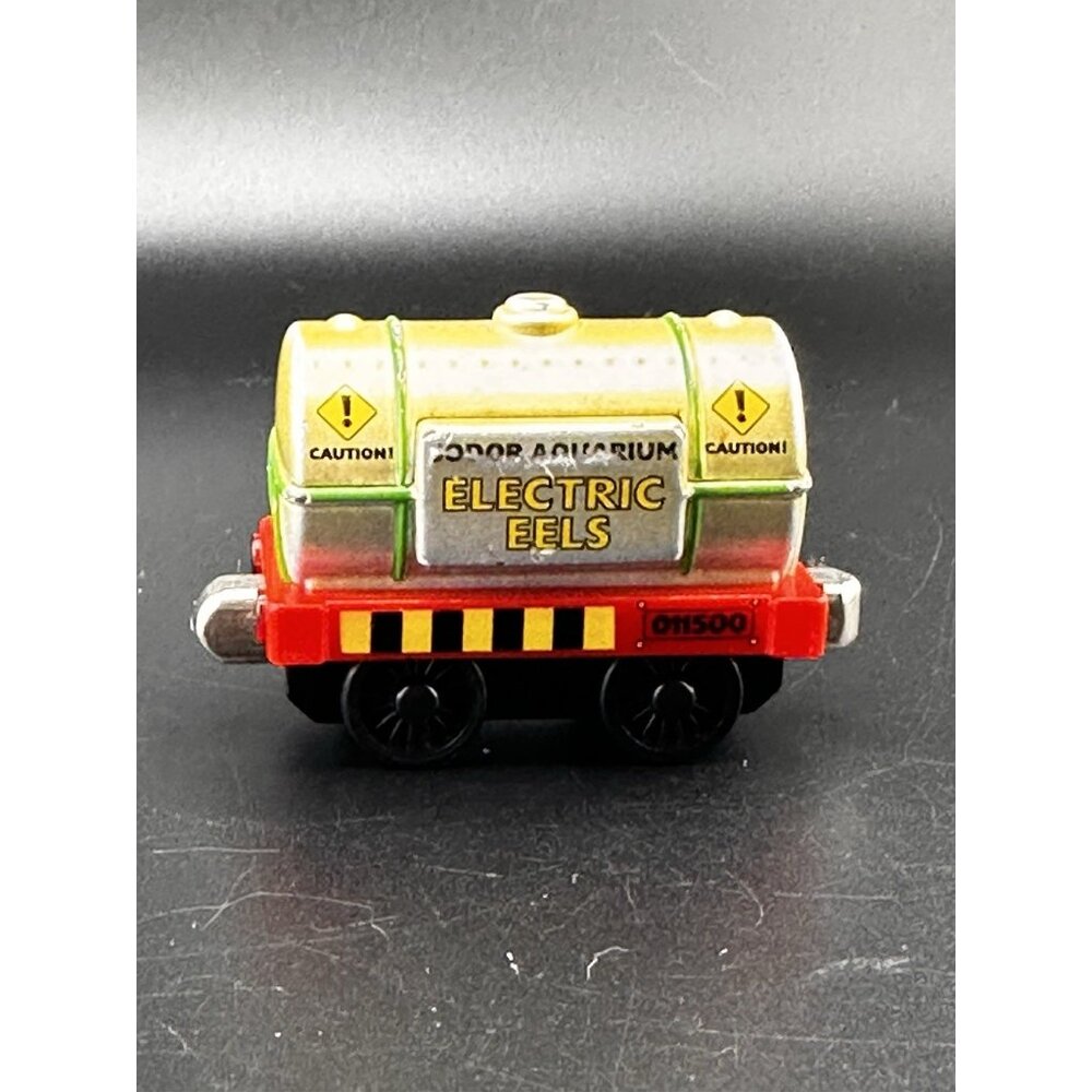 Thomas Train & Friends Take‎ N Play Along Ocean Tanker Train Car Eels Vtg 2004